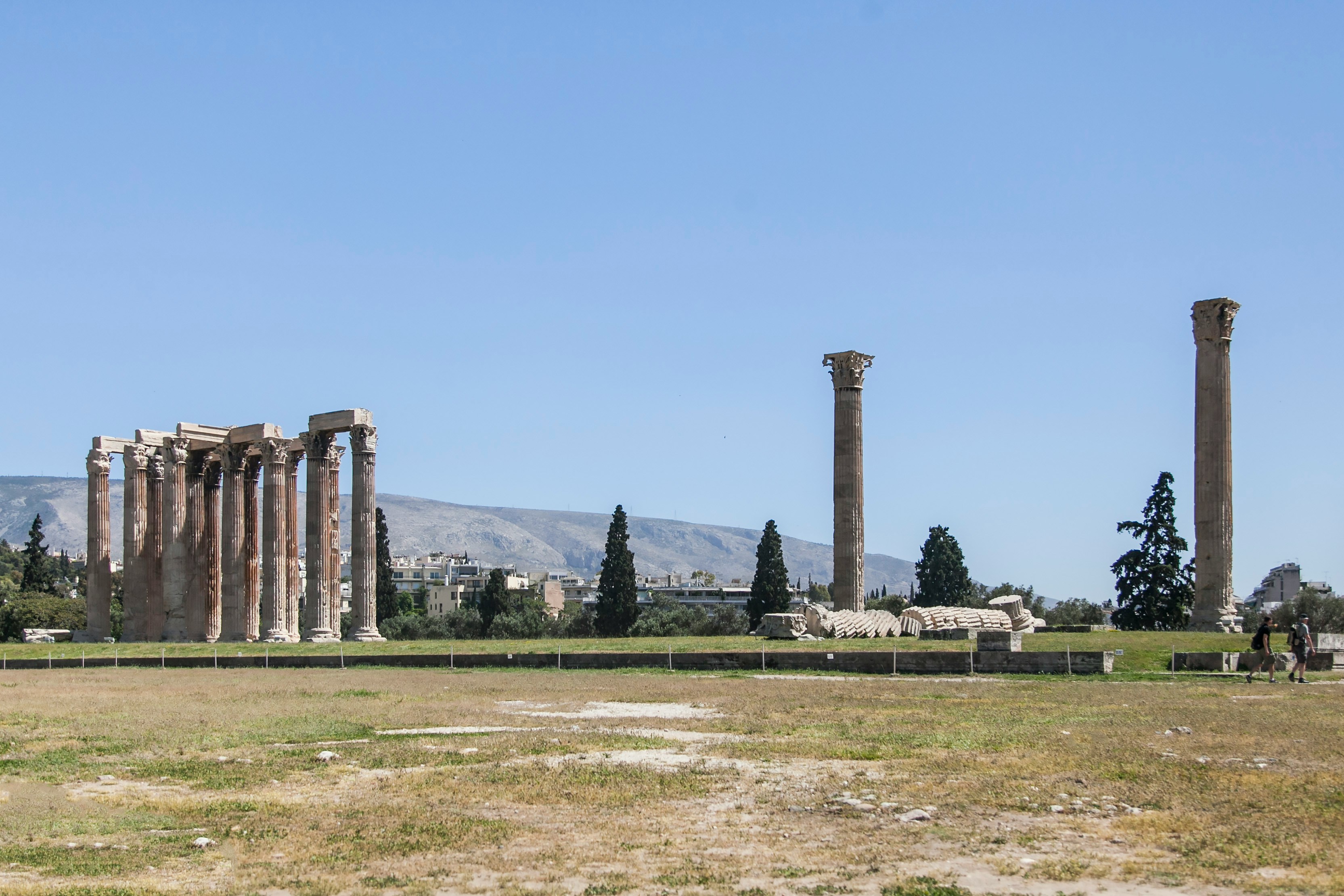 Templo de Zeus Olímpico con columnas corintias